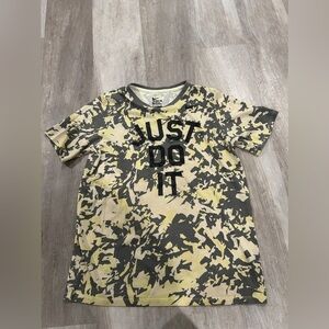 Nike just do it camo shirt size XL boys